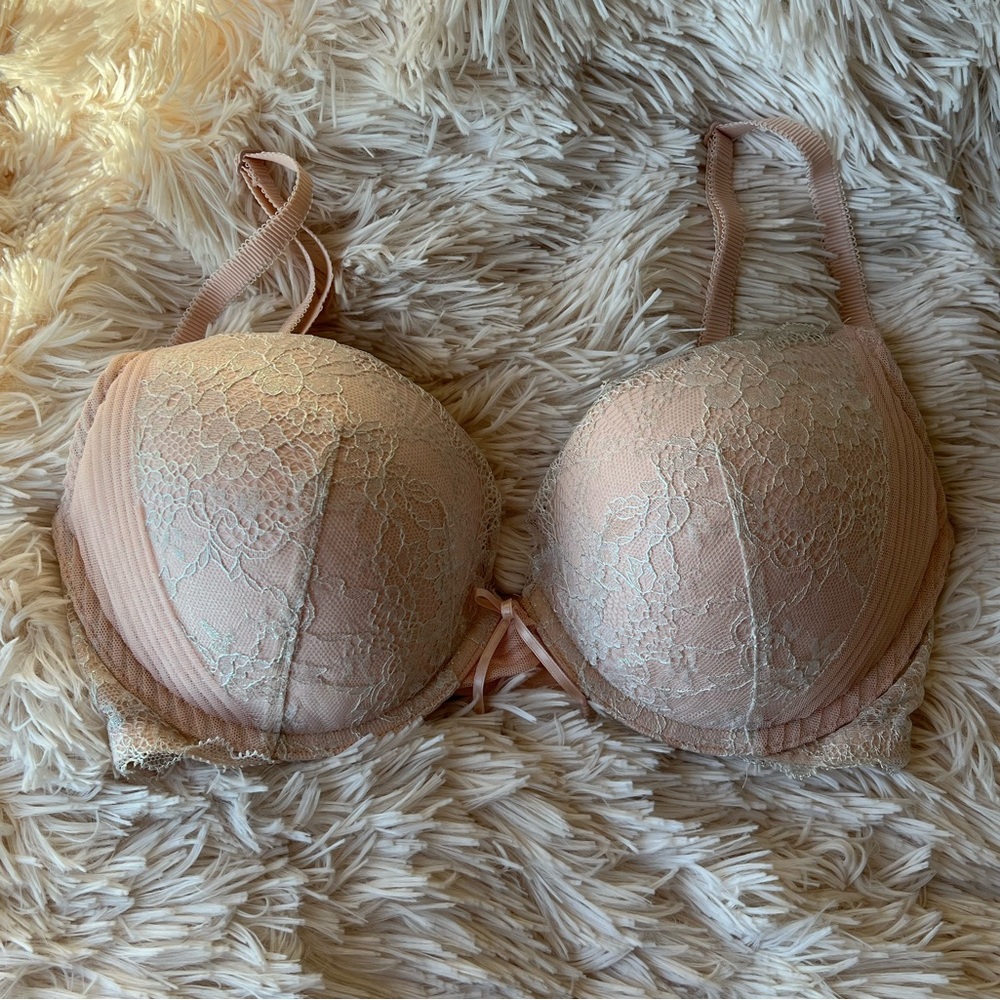 NWOT ✨ Victoria’s Secret “Dream Angels” Push Up Bra!